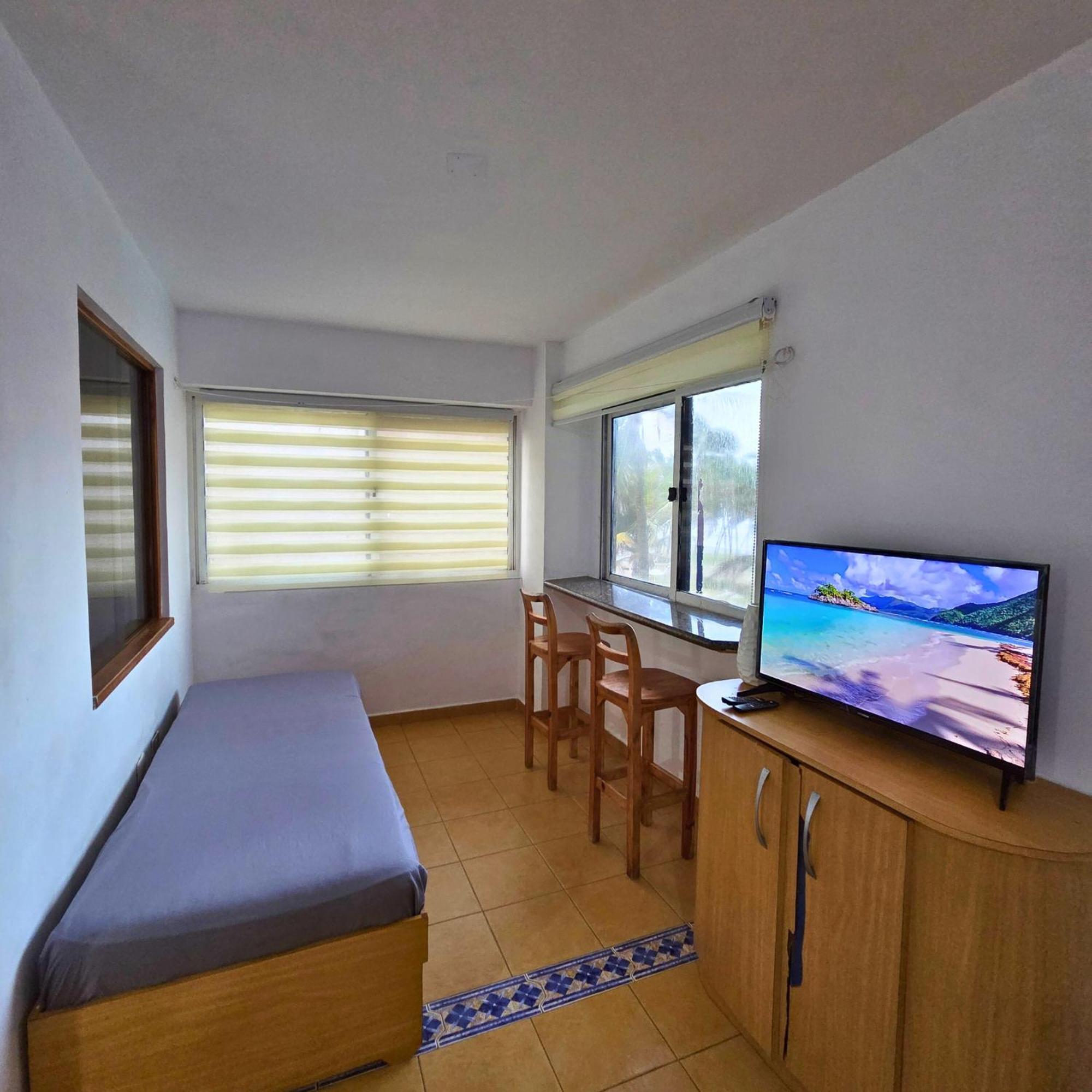 Tucacas, Frente Al Mar, Piscina Y Playa Privada 아파트 외부 사진
